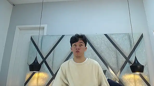 Snapshot of Austin_Reeds chatting on 11.19.25 Austin Reeds online show from 11.19.25