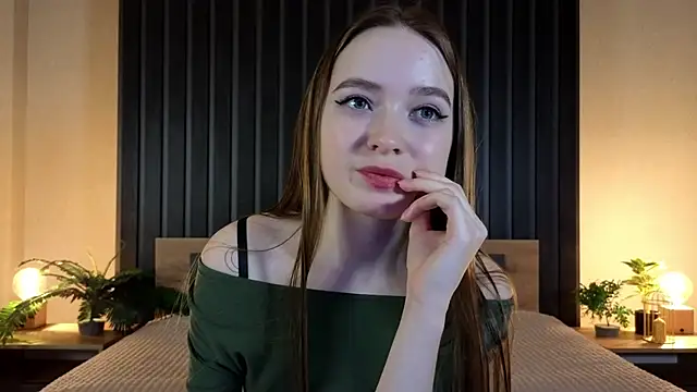 Snapshot of LittleCutieSandy chatting on 02.02.26 LittleCutieSandy online show from 02.02.26