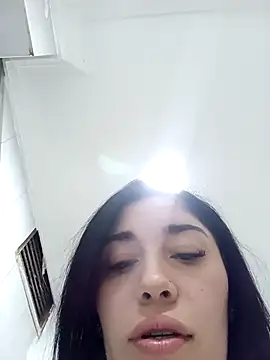 AbbyLewiis online show from 11.29.25