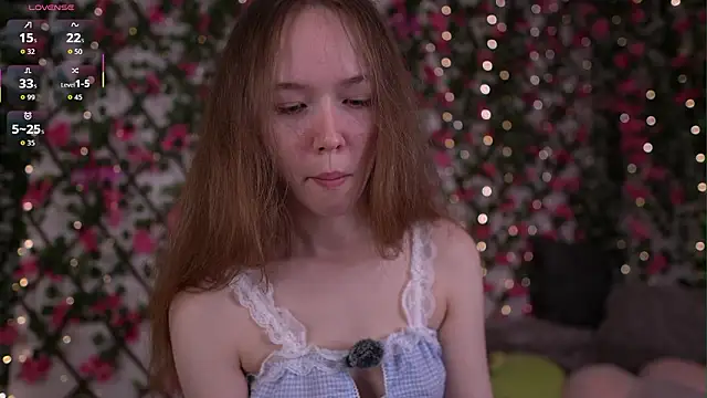 Petite Polly online show from 02.17.26