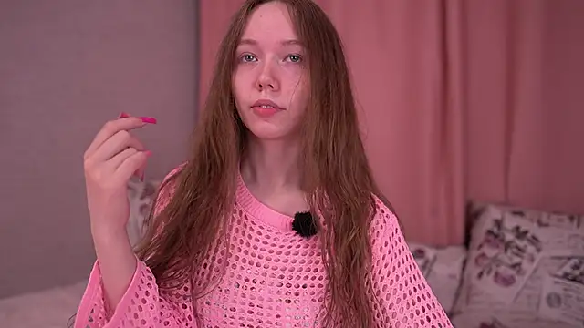 Petite Polly online show from 03.20.26