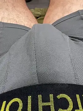 Snapshot of Tommy_horny20 chatting on 01.16.26 Tommy horny20 online show from 01.16.26