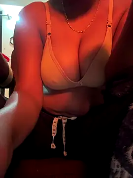 Snapshot of janu-janvi chatting on 01.07.26 janu-janvi online show from 01.07.26