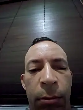 Snapshot of Racso100 chatting on 02.20.26 Racso100 online show from 02.20.26