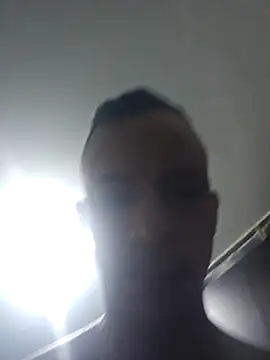 Snapshot of Racso100 chatting on 03.11.26 Racso100 online show from 03.11.26