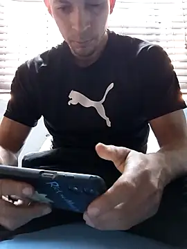 Snapshot of Racso100 chatting on 03.19.26 Racso100 online show from 03.19.26