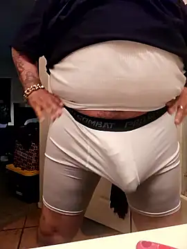 Snapshot of B1GLO chatting on 01.07.26 B1GLO online show from 01.07.26