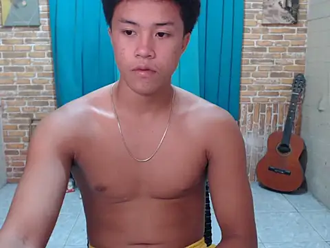 Snapshot of ur_naughtyboy_patrick chatting on 12.14.25 ur naughtyboy patrick online show from 12.14.25