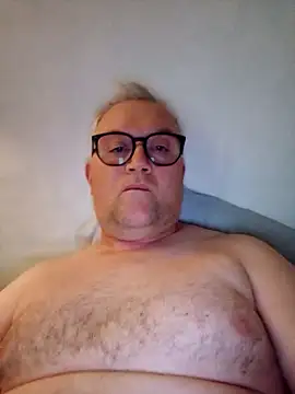 macdut67 online show from 10.08.25