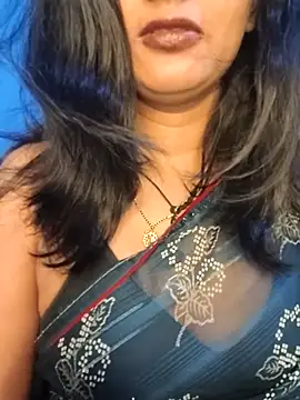 Snapshot of Janu-hasena chatting on 04.12.26 Janu-hasena online show from 04.12.26
