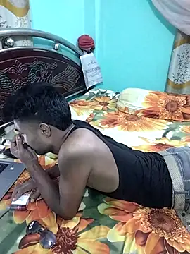 Snapshot of your_vedika1 chatting on 10.28.25 your vedika1 online show from 10.28.25