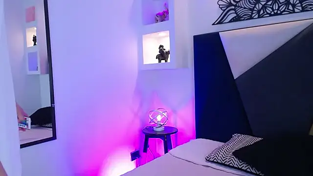 Snapshot of Emo_Boy_ chatting on 02.02.26 Emo Boy online show from 02.02.26