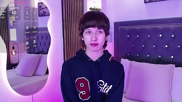 Emo Boy  online show from 04.24.26