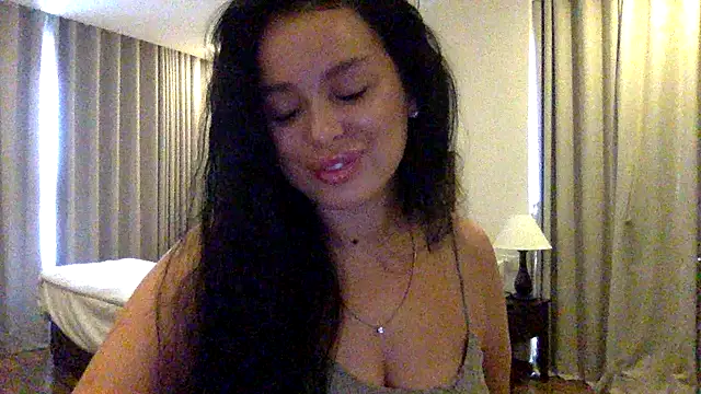 Fayronna online show from 02.18.26