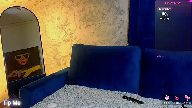 Snapshot of _YourSubmissive_ chatting on 07.04.26 YourSubmissive online show from 07.04.26