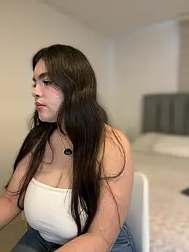 Isabella LaRue online show from 03.20.26