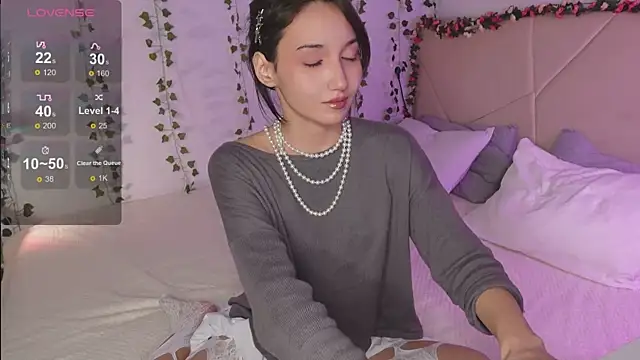 GentleMusee online show from 11.25.25