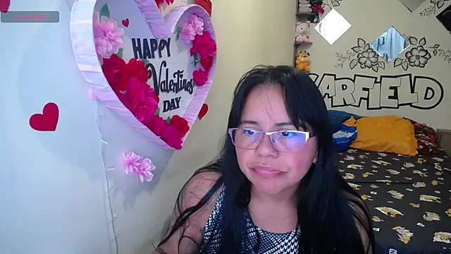 Snapshot of Miss__kendra_ chatting on 05.19.26 Miss kendra online show from 05.19.26
