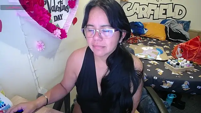 Snapshot of Miss__kendra_ chatting on 06.10.26 Miss kendra online show from 06.10.26