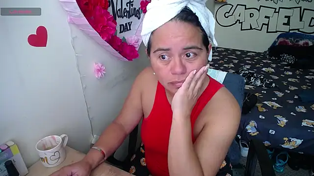 Snapshot of Miss__kendra_ chatting on 06.13.26 Miss kendra online show from 06.13.26