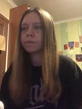 Snapshot of LunaVirelle chatting on 11.09.25 LunaVirelle online show from 11.09.25