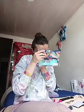 Lucy colee online show from 11.21.25