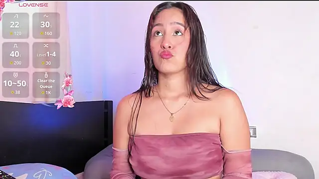 Nyxaraa online show from 10.19.25