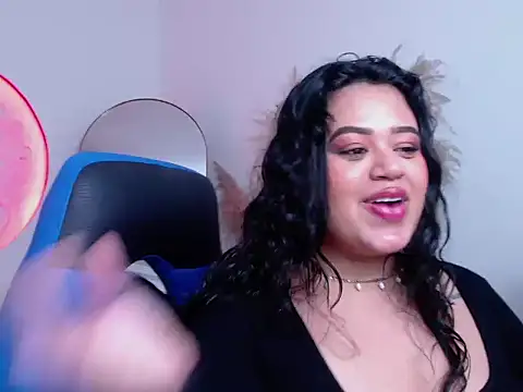 oliviia cute online show from 11.08.25