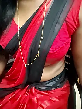 Snapshot of Tamilmallu-duskygirl03 chatting on 03.16.26 Tamilmallu-duskygirl03 online show from 03.16.26