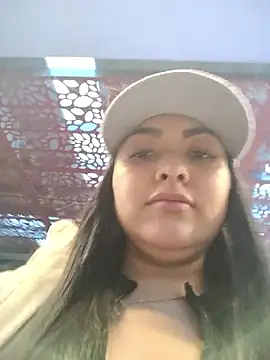 Snapshot of Victoria_Jonhss chatting on 10.14.25 Victoria Jonhss online show from 10.14.25