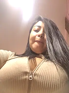 Snapshot of Victoria_Jonhss chatting on 10.23.25 Victoria Jonhss online show from 10.23.25