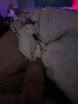 Snapshot of Beastyfuck chatting on 12.18.25 Beastyfuck online show from 12.18.25