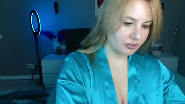 Snapshot of Passion-Blondy chatting on 03.01.26 Passion-Blondy online show from 03.01.26