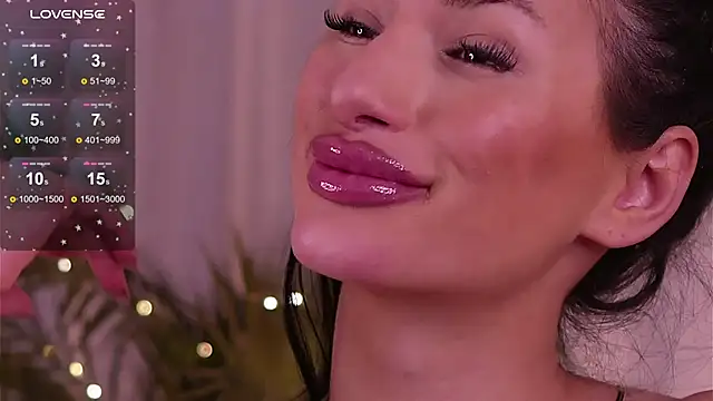 Snapshot of JessicaVerse chatting on 03.15.26 JessicaVerse online show from 03.15.26