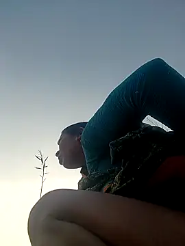 Snapshot of Rt_shreya chatting on 02.13.26 Rt shreya online show from 02.13.26