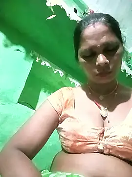 Snapshot of Rt_shreya chatting on 03.10.26 Rt shreya online show from 03.10.26