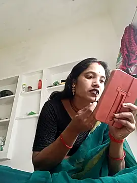 Snapshot of Cuty_tanya chatting on 02.05.26 Cuty tanya online show from 02.05.26