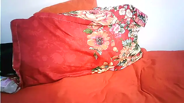 Snapshot of Ntokozo290 chatting on 02.15.26 Ntokozo290 online show from 02.15.26