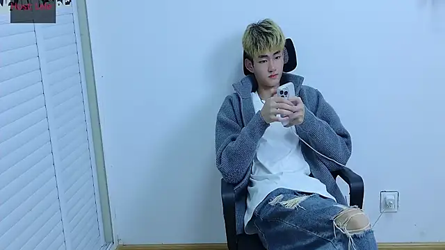 sexyboy-lele online show from 10.16.25