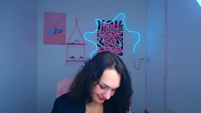 Snapshot of Rosie_Rosee chatting on 02.11.26 Rosie Rosee online show from 02.11.26