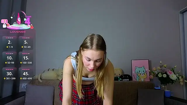 ElizaPurrr online show from 11.15.25