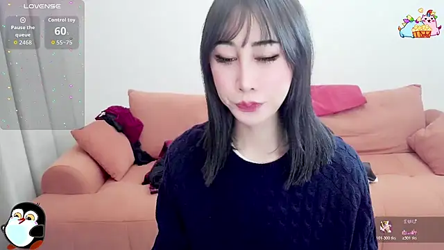 YUEYUEBB-2025 online show from 10.29.25