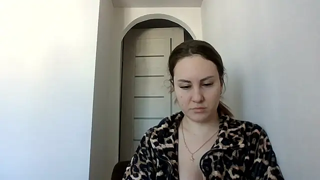 MeadowEyes online show from 02.10.26