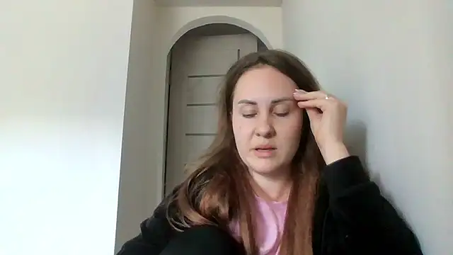 Snapshot of MeadowEyes chatting on 06.01.26 MeadowEyes online show from 06.01.26