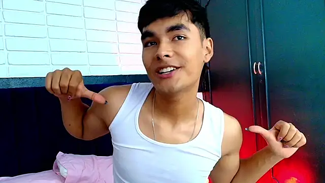 AngelduzZzt online show from 10.21.25