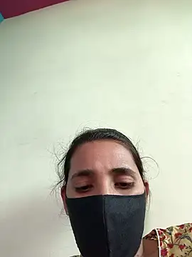 Snapshot of Royal_Shona chatting on 11.10.25 Royal Shona online show from 11.10.25