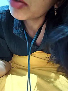 Snapshot of Royal_Shona chatting on 01.13.26 Royal Shona online show from 01.13.26