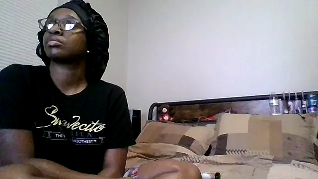 Snapshot of dezzidavill chatting on 02.12.26 dezzidavill online show from 02.12.26