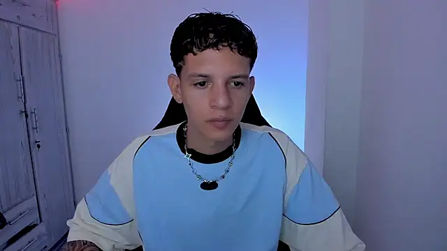 tylernova online show from 04.23.26