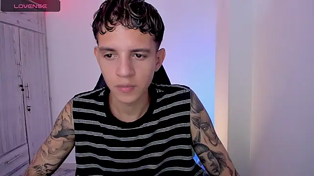 tylernova online show from 04.26.26